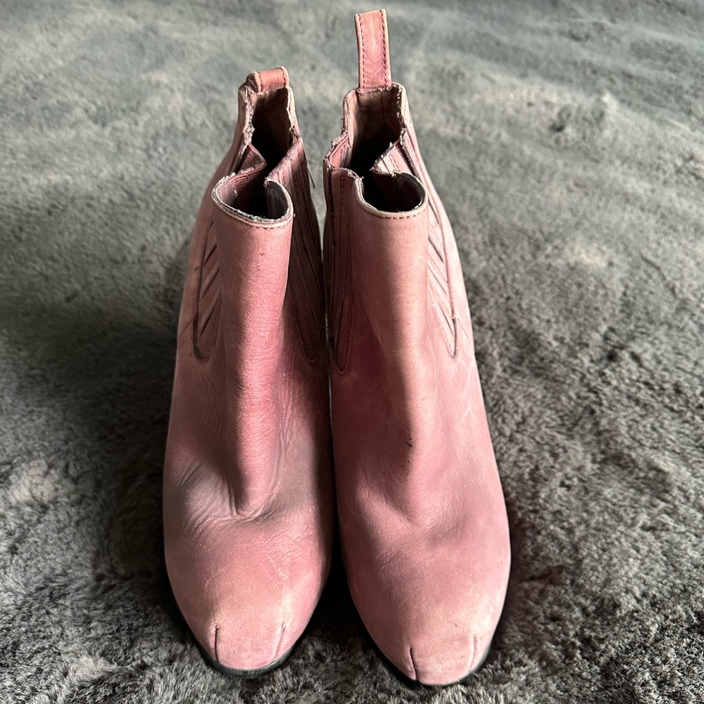 Steve Madden purple boot heels